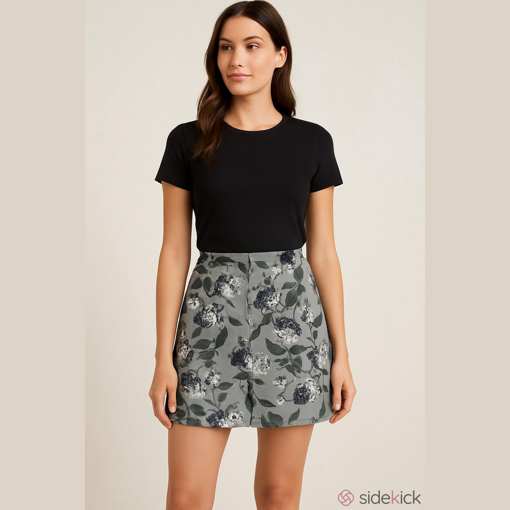 LOFT Floral Mini Skirt in Navy an White - Picture 2 of 6